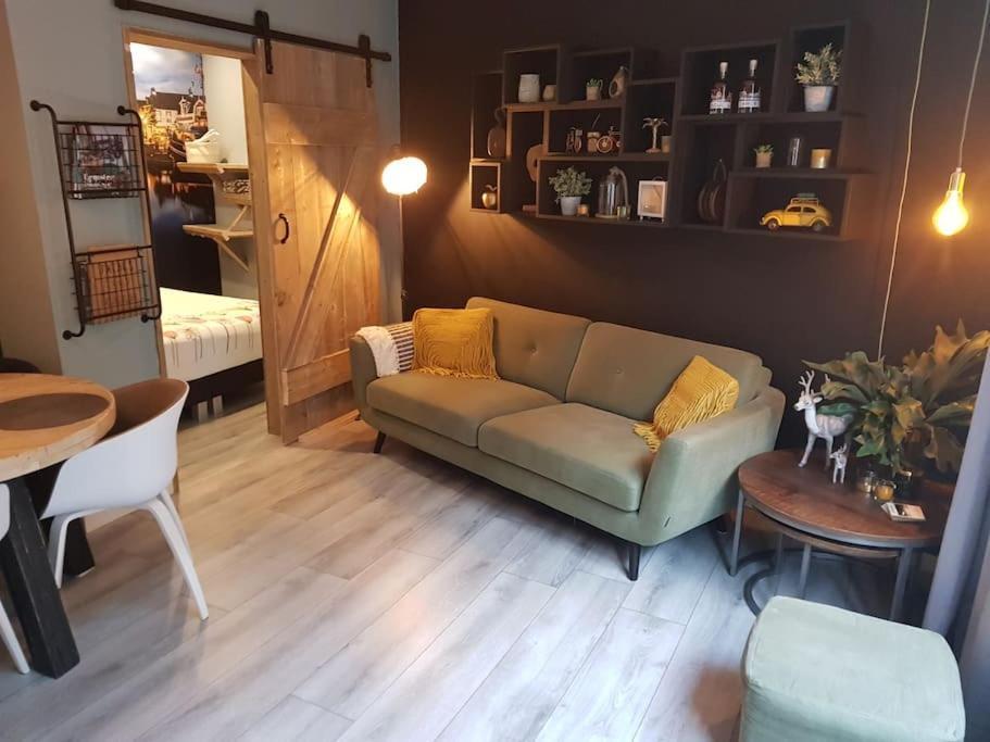Appartement De Oliekan Medium Lemmer Exteriér fotografie